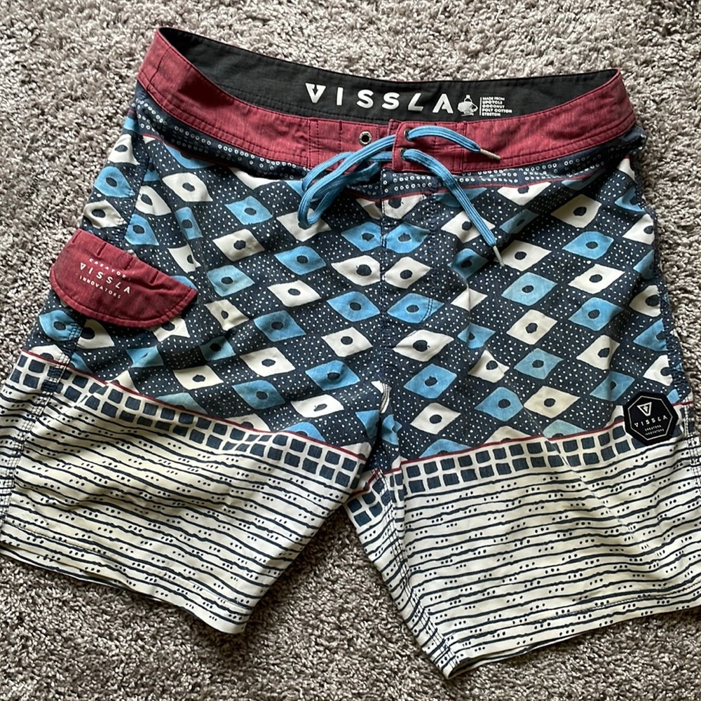 VISSLA Board Shorts - Size 33 waist